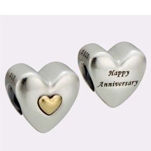 AUTHENTIC STERLING SILVER PANDORA BEAD
STAMPED 925 ALE